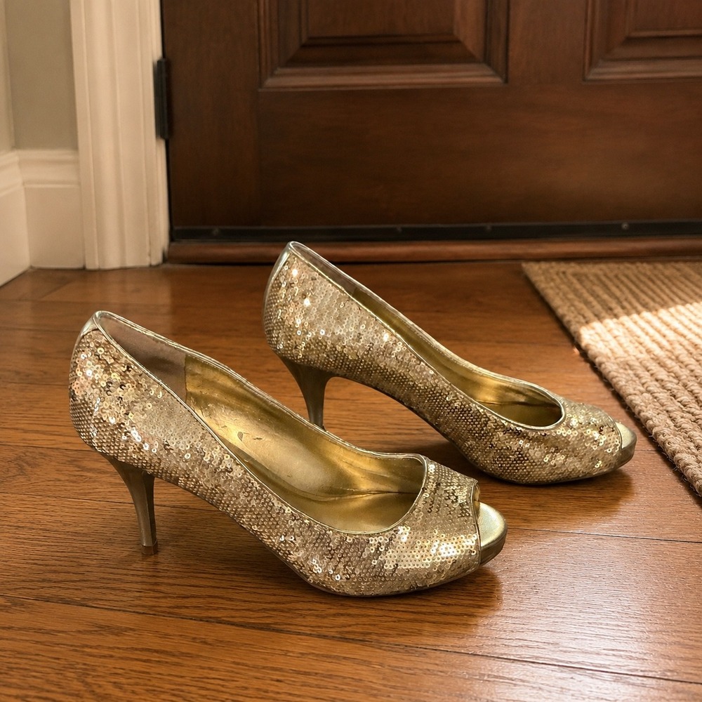 GUESS Womens Gold Sequin Peep Toe Stiletto Pumps Heels Size 6.5